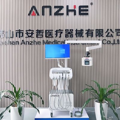 Un buon prezzo. Stazione di lavoro odontoiatrica veterinaria Unità odontoiatrica veterinaria Strumenti odontoiatrici veterinari per cani in linea