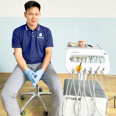 Clinica dentale Utilizza un'unità dentale mobile con basso rumore costruita in compressore carrelli dentali portatili con ruote