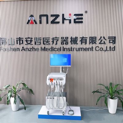 Un buon prezzo. 550W Mobile Dental Cart con rumore di 38DB e unità dentale portatile a pressione di 0,8Mpa in linea