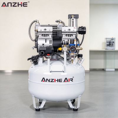 Grado medico 550W Compressore d'aria silenzioso privo di olio 32L Serbatoio d'aria costruito in asciugatore